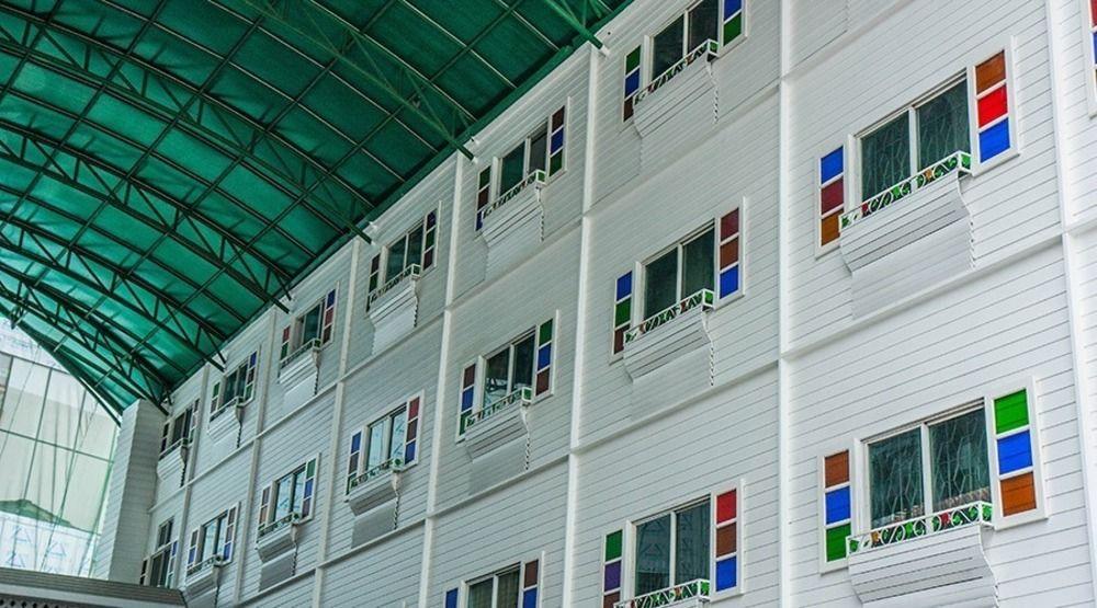 Preme Hostel Bangkok Exterior photo