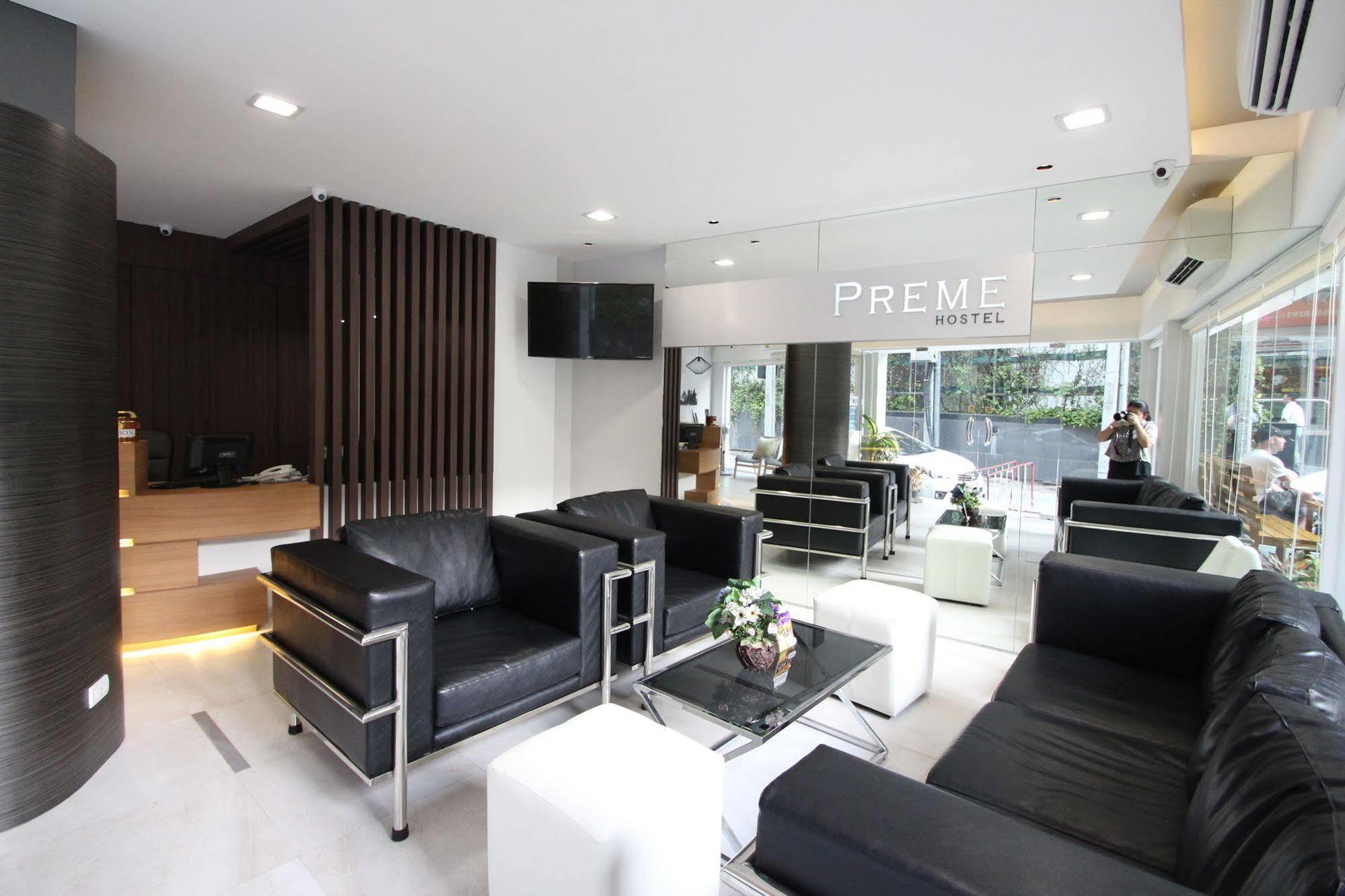 Preme Hostel Bangkok Exterior photo